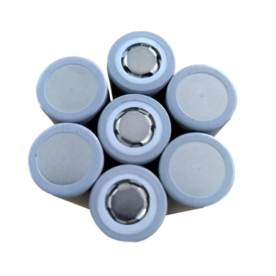 3.7V Standar Silinder Lithium Ion Cell 3200mAh Kapasitas Besar 18650 Baterai Lithium