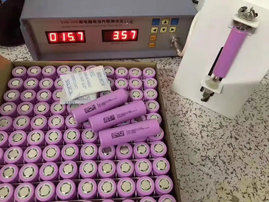 INR18650-26E 2600mAh 3C 1000 Siklus 3.65V Baterai lithium-ion 18650