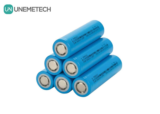 2500mAh 3.7V Max 6A Baterai Lithium Ion Silinder Bermuatan Kontinyu 18650 INR18650-25P