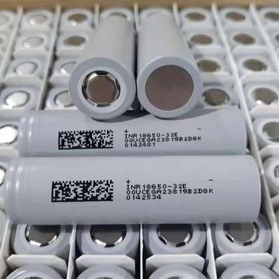INR18650-32E 3200mAh 18650 Baterai 10A 1000 Siklus 3.7V Litium ion silinder 18650 Baterai