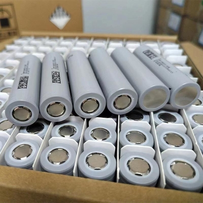 INR18650-32E 3200mAh 18650 Baterai 10A 1000 Siklus 3.7V Litium ion silinder 18650 Baterai