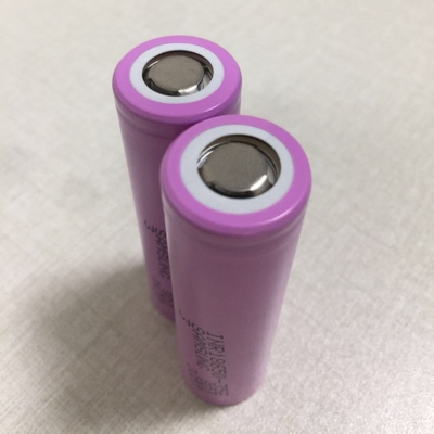 Samsung 35E 18650 Baterai 3500mAh 8A 3.6V Silinder Lithium Ion Cell INR18650-35E