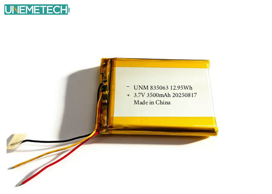 Kualitas 3.7V 3500mAh Baterai Lithium Polymer Besar 835063 untuk Peralatan Kecantikan Medis pabrik